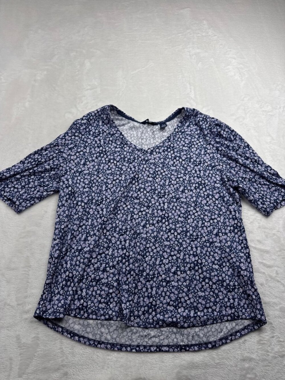 Lands End Womens Floral V-Neck 3/4 Sleeve Top - Size L - Blue & Purple